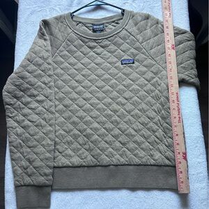 Patagonia Women’s Quilted Beige Crewneck Sweater